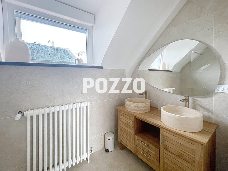 Maison - 111 m² - 6 pièces