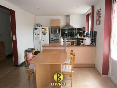 Appartement - 99 m² - 5 pièces