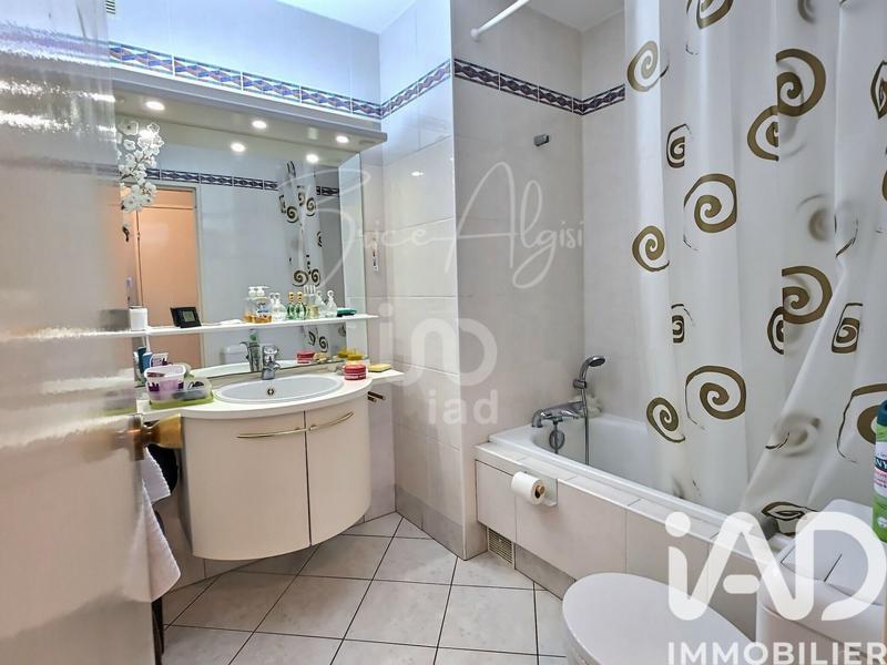 Maison - 176 m² - 7 pièces