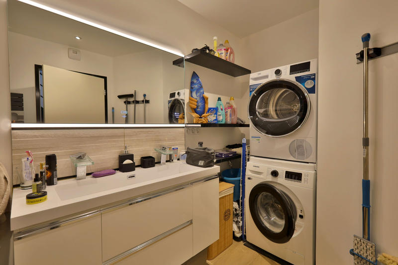 Appartement - 95 m² - 4 pièces