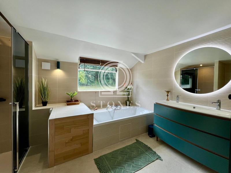 Maison ancienne - 120 m² - 5 pièces