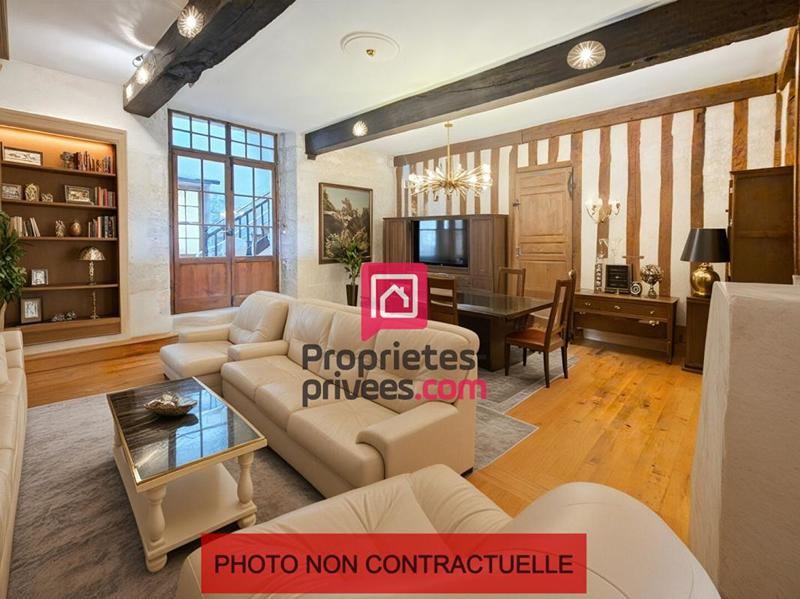 Maison - 270 m² - 8 pièces