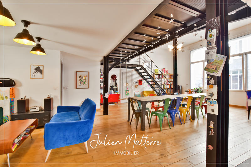 Loft - 264 m² - 11 pièces