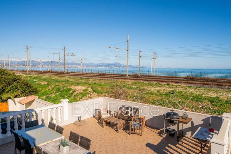 Appartement - 95 m² - 4 pièces