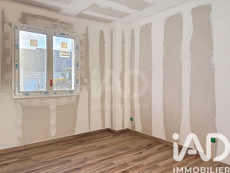 Maison - 92 m² - 4 pièces