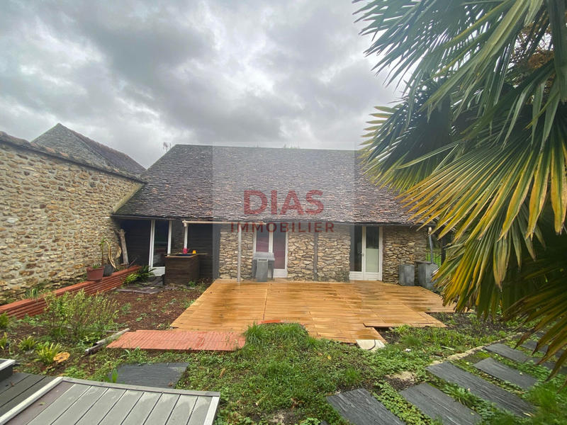 Maison - 1 250 m² - 1 pièce