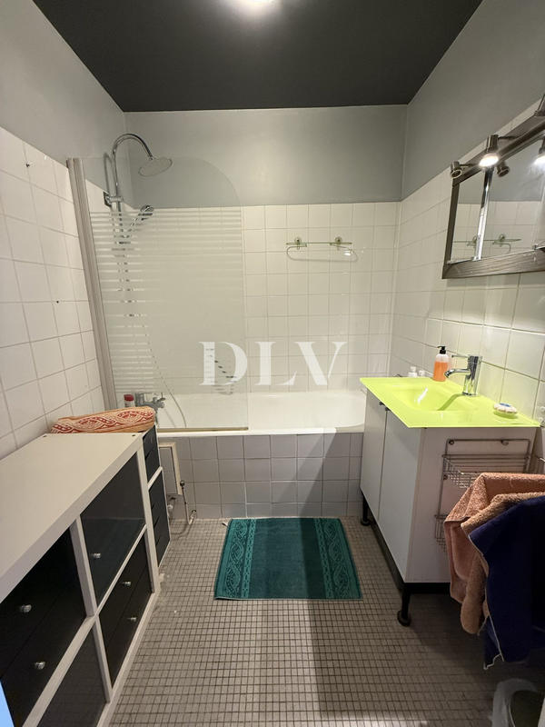 Appartement - 76 m² - 4 pièces