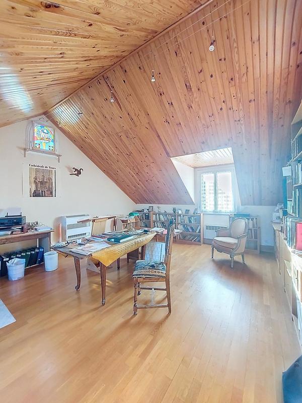 Maison - 171 m² - 7 pièces