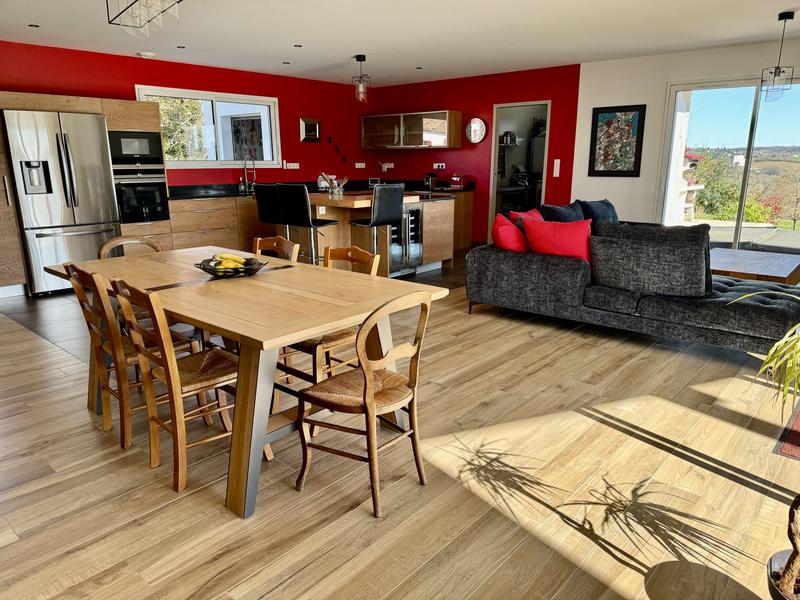 Maison contemporaine - 148 m² - 5 pièces