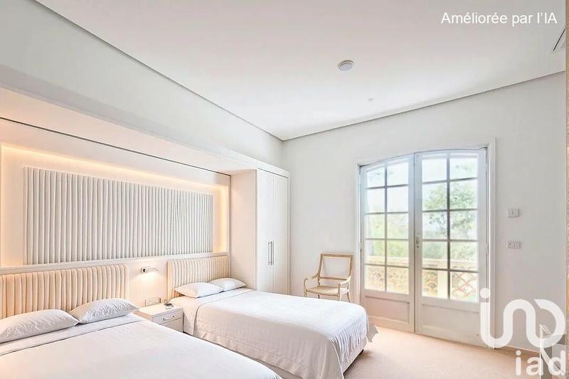 Maison - 194 m² - 6 pièces