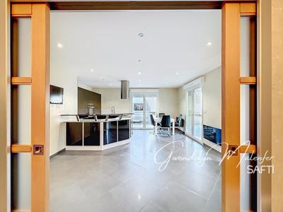 Maison - 82 m² - 5 pièces