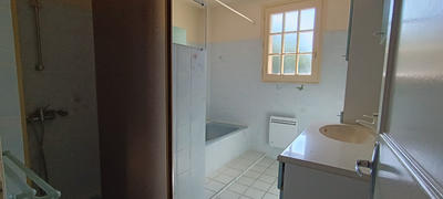 Maison - 205 m² - 8 pièces