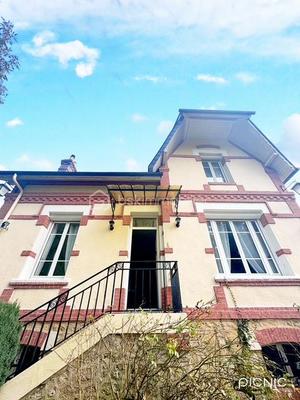 Demeure - 116 m² - 6 pièces