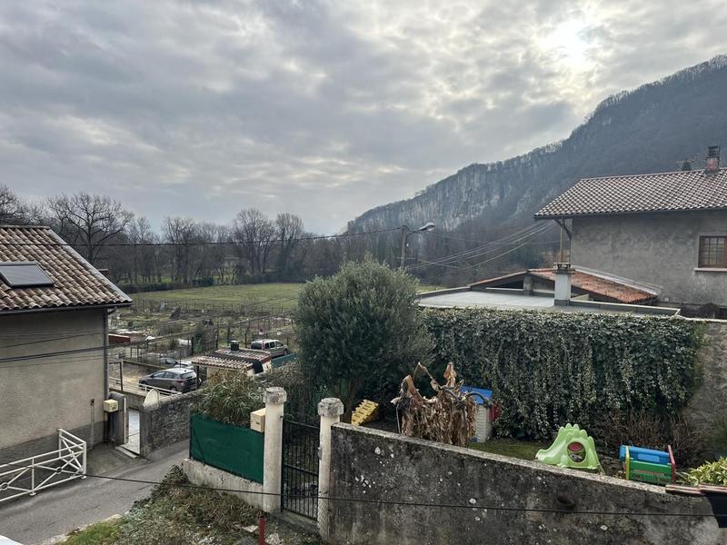 Maison - 76 m² - 4 pièces