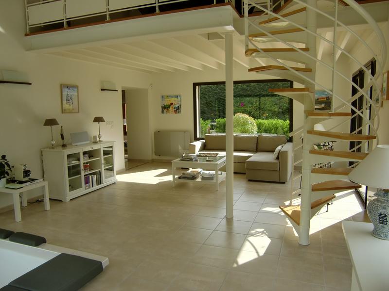 Maison contemporaine - 162 m² - 5 pièces