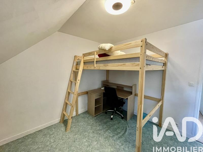 Maison - 317 m² - 17 pièces