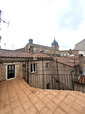 Appartement - 82 m² - 4 pièces