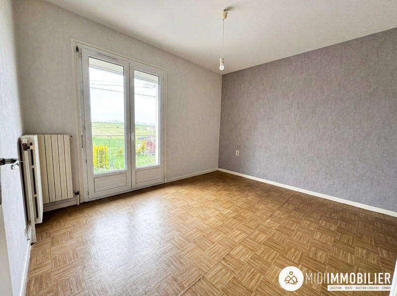 Maison traditionnelle - 95 m² - 4 pièces