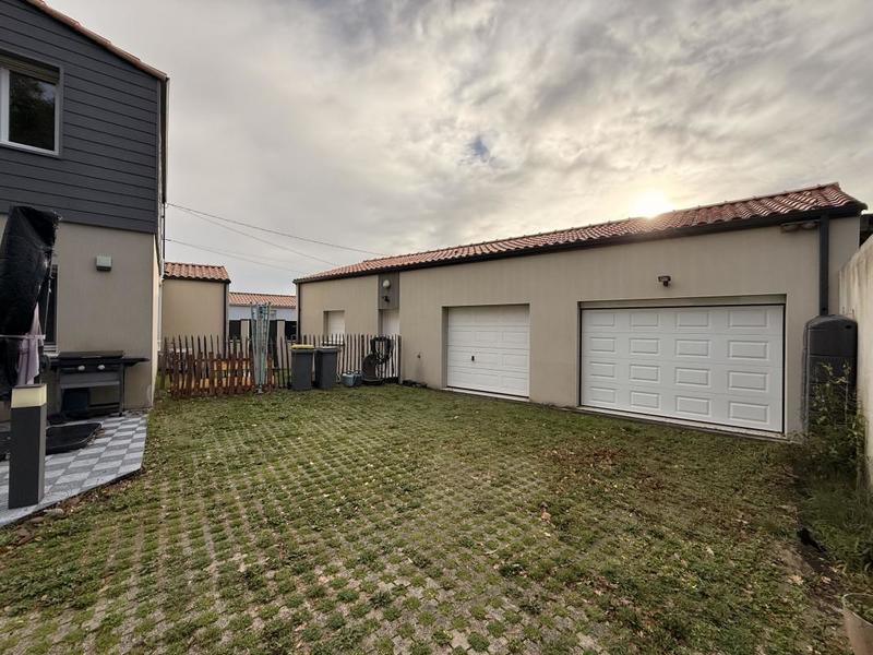 Maison - 115 m² - 4 pièces