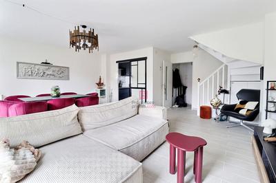 Maison - 109 m² - 7 pièces