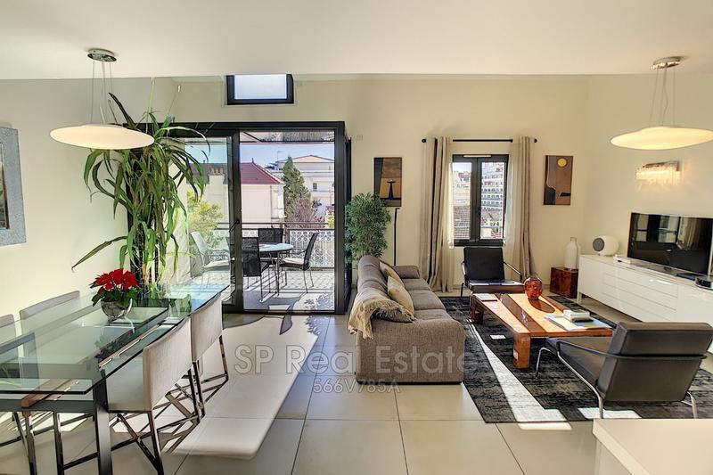 Appartement - 98 m² - 3 pièces