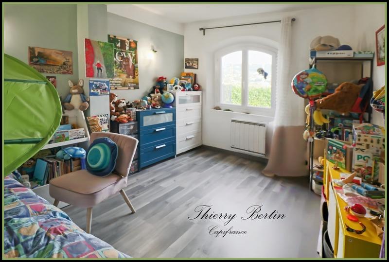 Appartement - 77 m² - 3 pièces