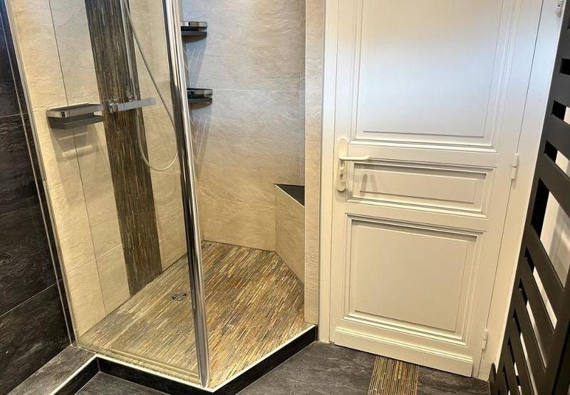 Maison - 215 m² - 5 pièces