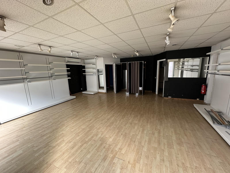 Local commercial - 491 m²