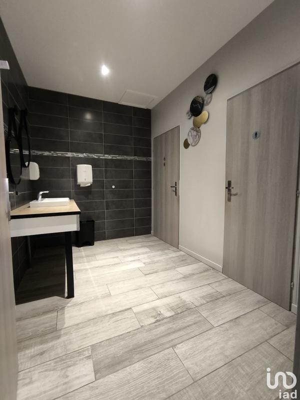 Local commercial - 175 m²