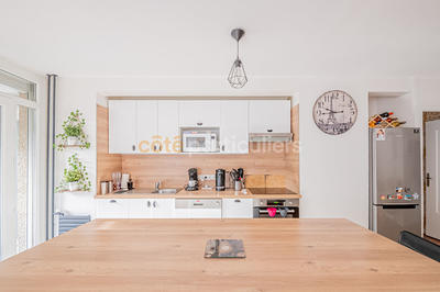 Appartement - 81 m² - 4 pièces