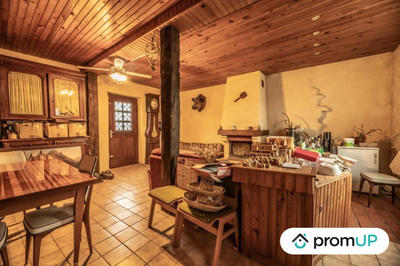 Maison - 140 m² - 5 pièces