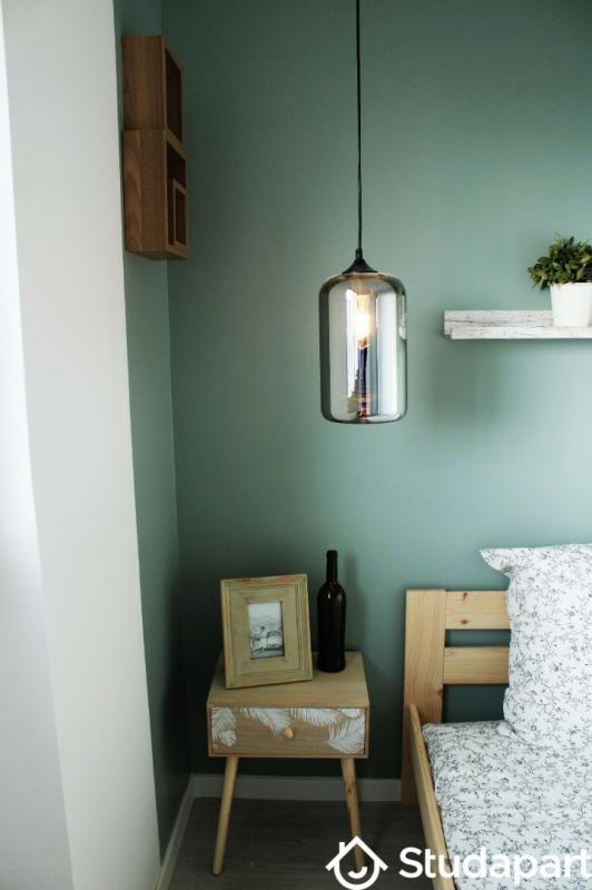 Chambre - 10 m² - 1 pièce