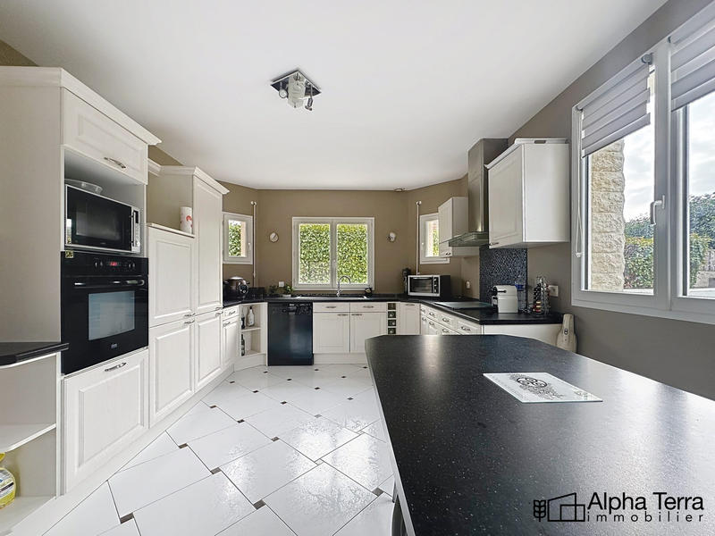 Maison - 139 m² - 7 pièces