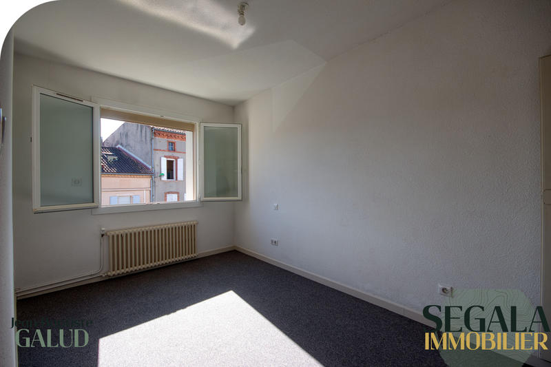 Appartement - 92 m² - 5 pièces