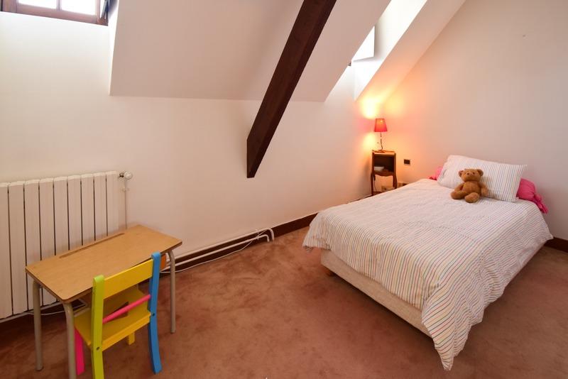 Maison - 313 m² - 8 pièces