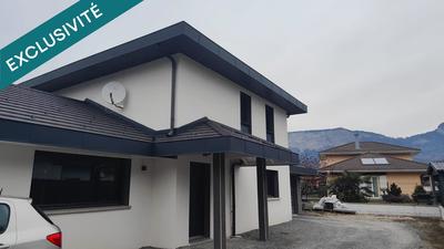 Maison - 165 m² - 6 pièces