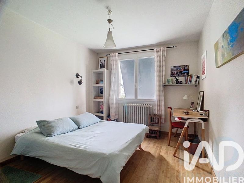 Maison - 198 m² - 7 pièces