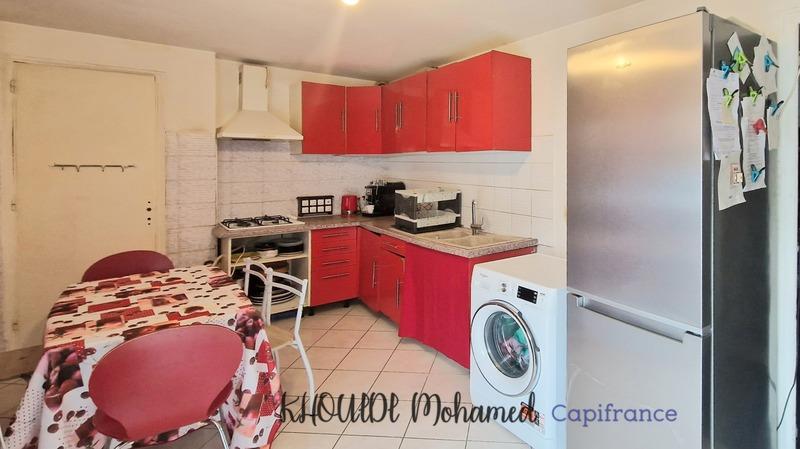 Maison - 196 m² - 7 pièces