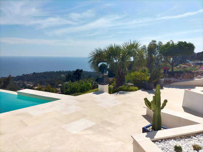 Maison - 180 m² - 6 pièces