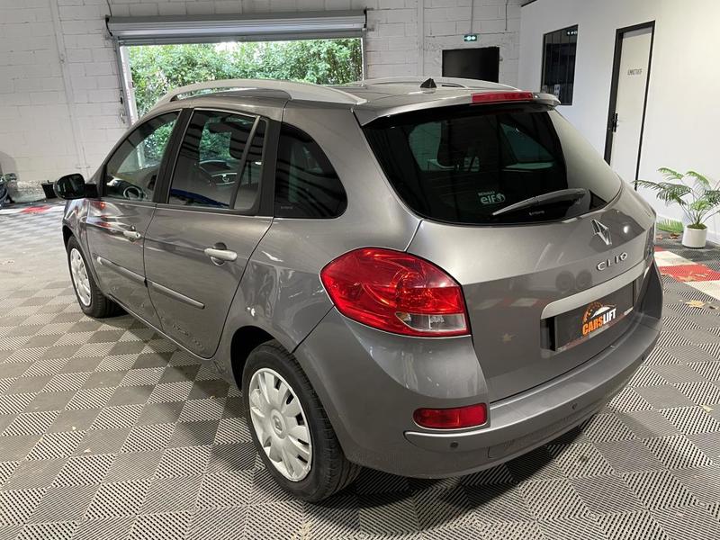 Renault Clio 3 ( III ) Estate Grandtour 1.5 dCi 86 ch -Boite Auto-Garantie 6 Mois-