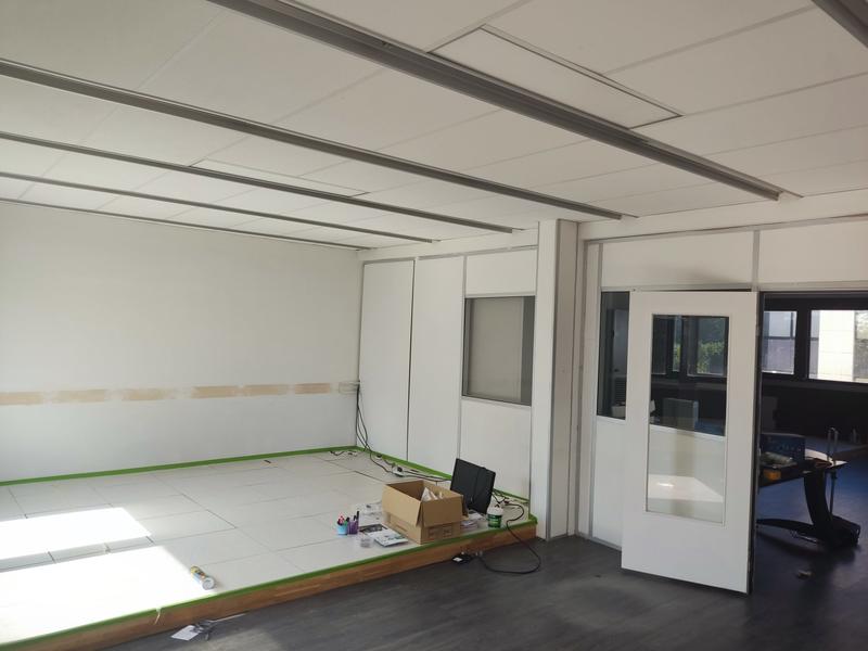 Local commercial - 3 000 m²