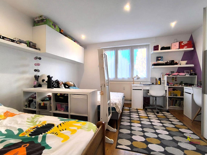 Appartement - 97 m² - 4 pièces