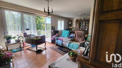 Maison - 98 m² - 5 pièces