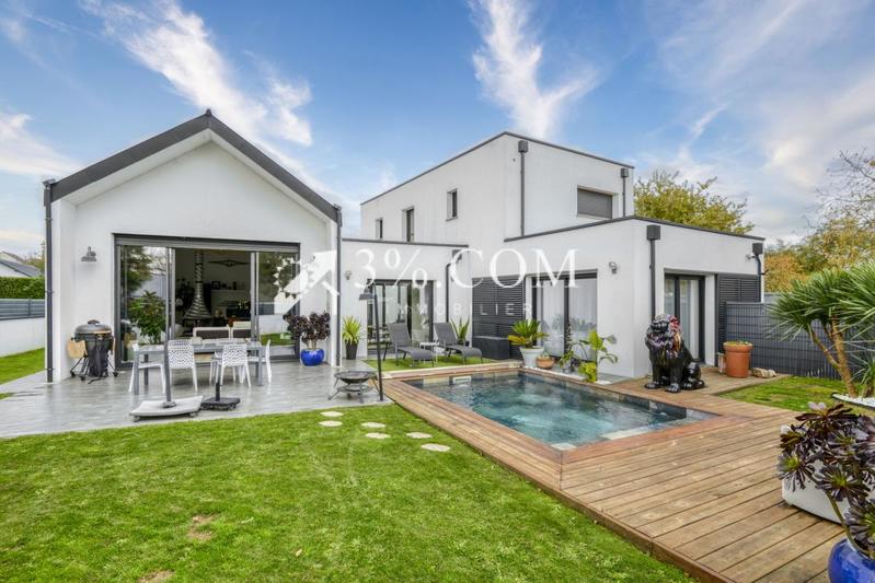 Maison - 184 m² - 6 pièces