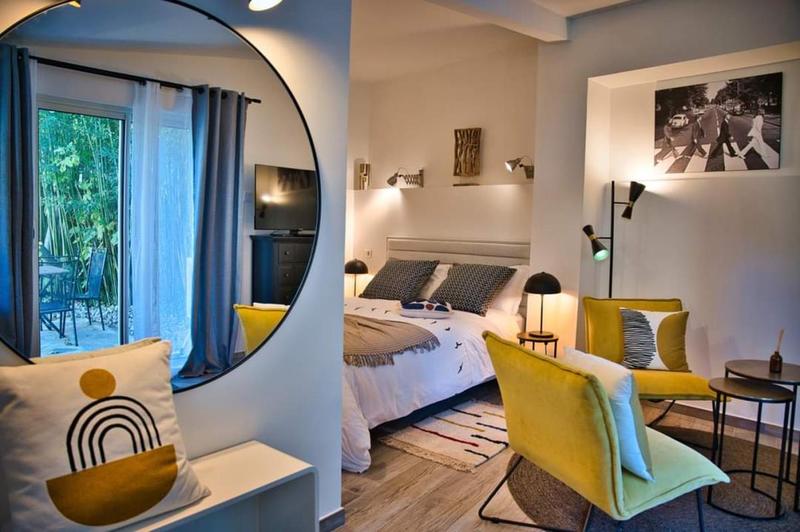 Mas - 359 m² - 11 pièces