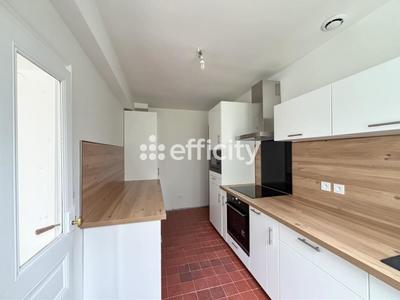 Maison - 118 m² - 5 pièces