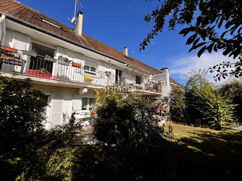 Pavillon - 165 m² - 6 pièces