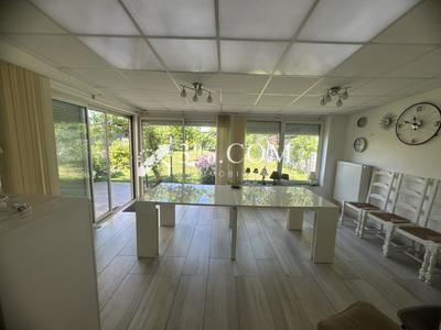Maison - 148 m² - 7 pièces
