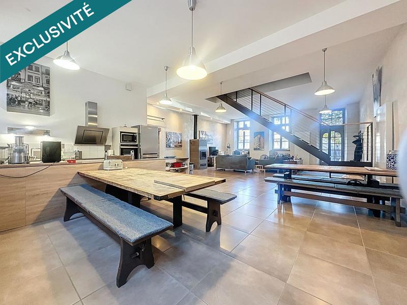 Maison de maîtres - 373 m² - 11 pièces