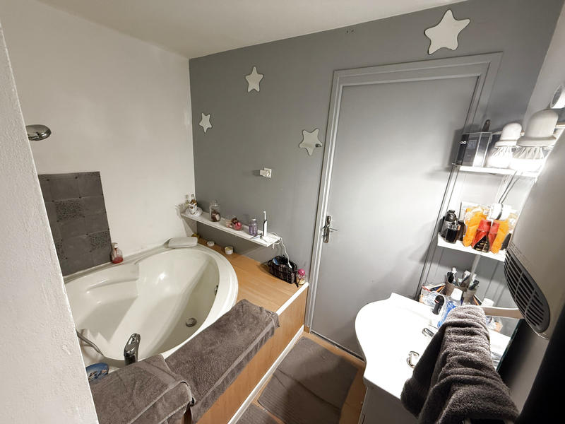 Appartement - 156 m² - 6 pièces